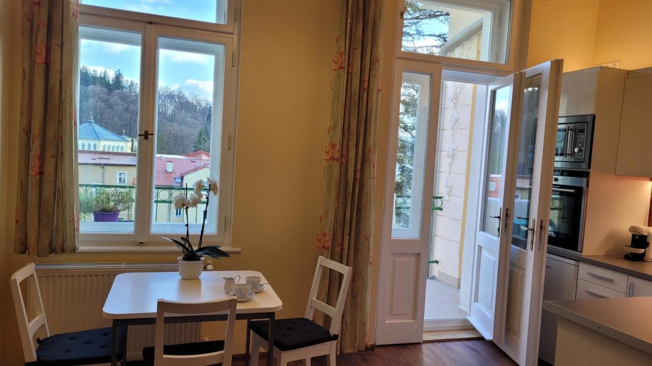 Apartman U Kolonady Mariánské Lázně المظهر الخارجي الصورة