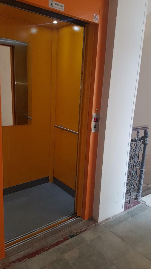 Apartman U Kolonady Mariánské Lázně المظهر الخارجي الصورة